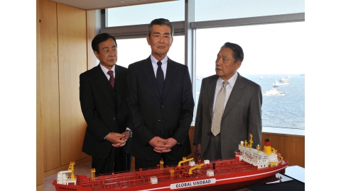 十津川警部シリーズ50作記念作品「消えたタンカー」