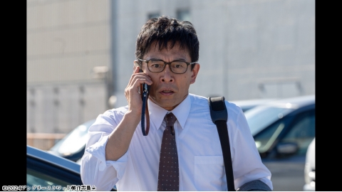 アングリースクワッド 公務員と7人の詐欺師