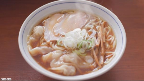 郷愁の街角ラーメン▼神楽坂「龍朋」／中野「中野大勝軒」