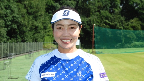 ひとりゴルフ 西山ゆかり